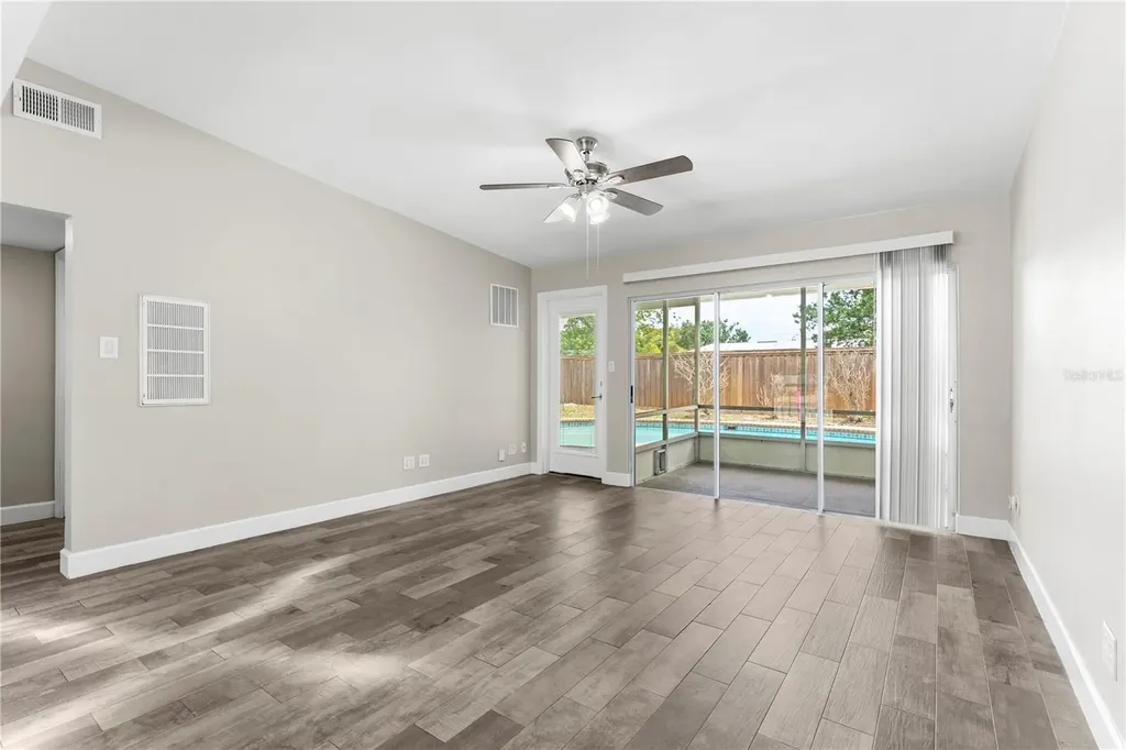 1519 Dunsany Avenue Orlando FL 32806