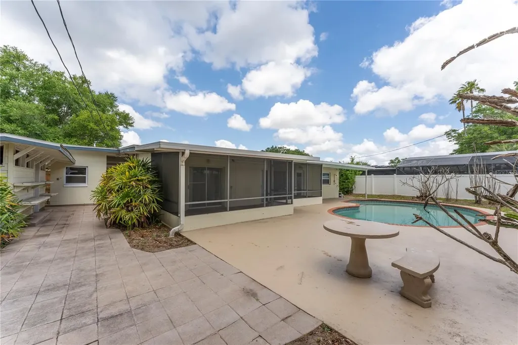 1519 Dunsany Avenue Orlando FL 32806