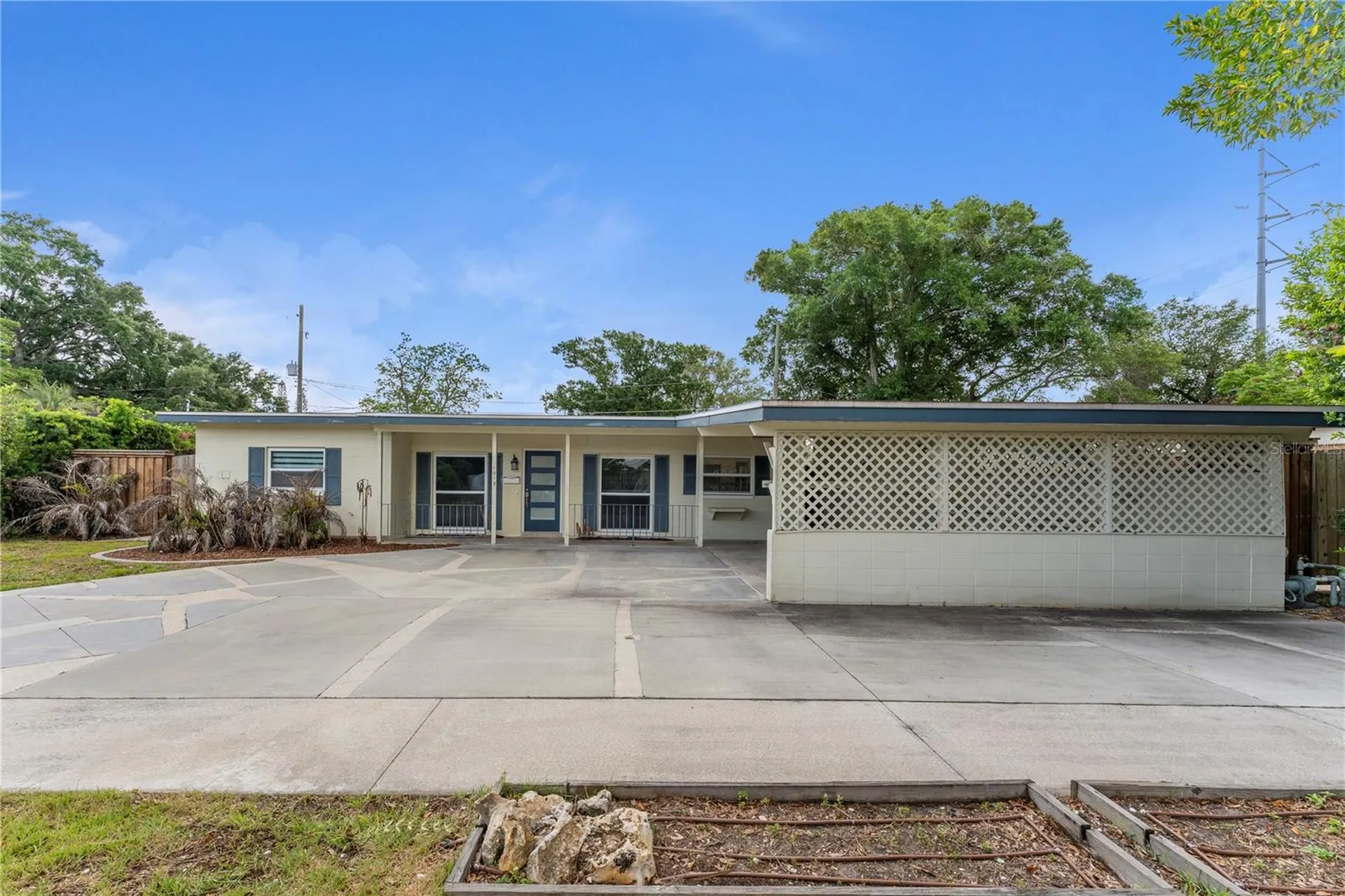 1519 Dunsany Avenue Orlando FL 32806