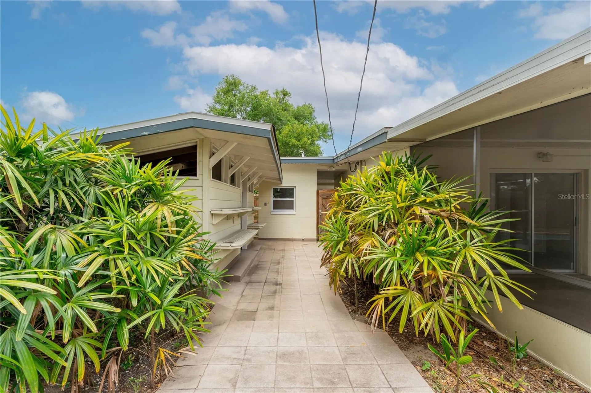 1519 Dunsany Avenue Orlando FL 32806