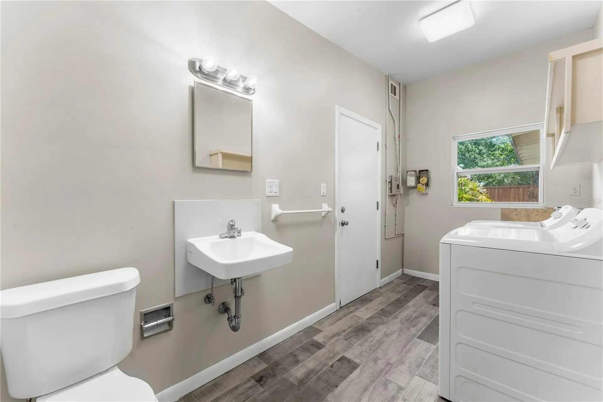 1519 Dunsany Avenue Orlando FL 32806