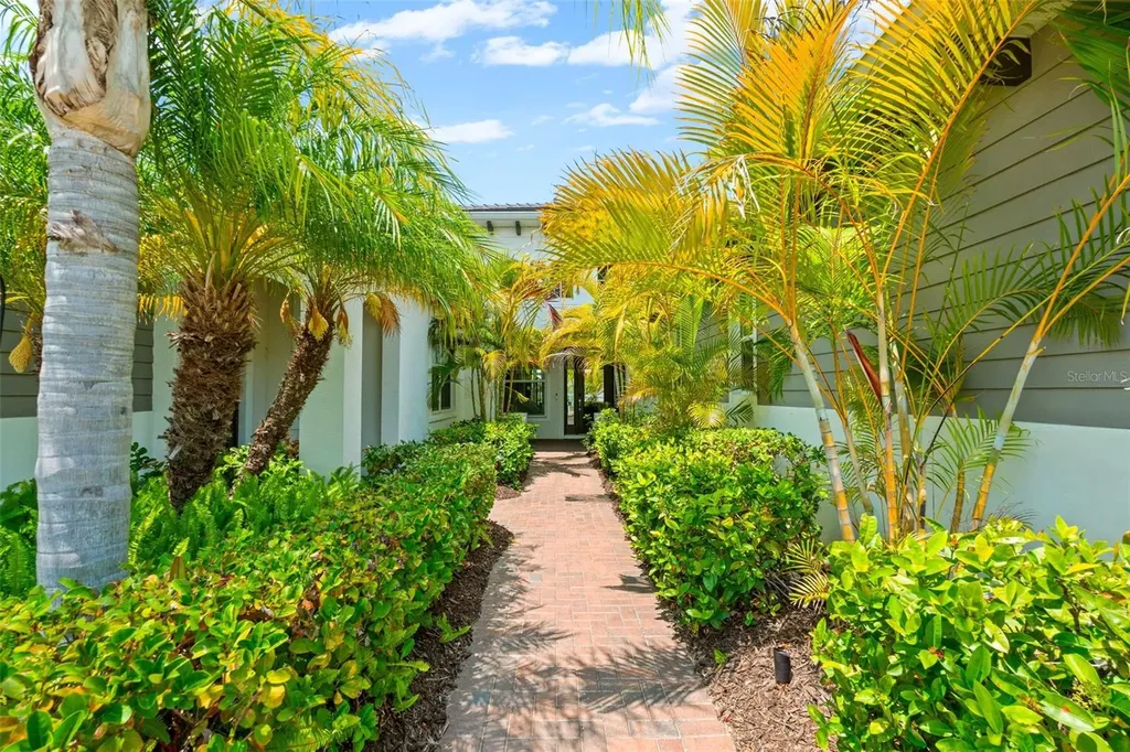 1256 Tyne Lane Bradenton FL 34208