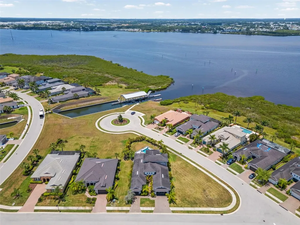 1256 Tyne Lane Bradenton FL 34208