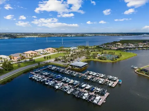 1256 Tyne Lane Bradenton FL 34208