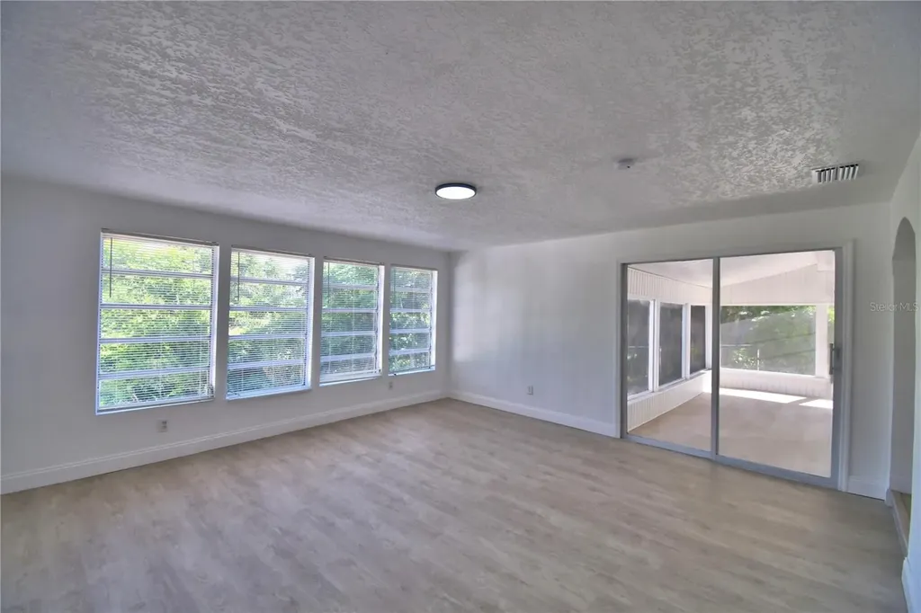 138 Whittier Lane Winter Haven FL 33884