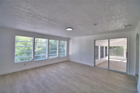 138 Whittier Lane Winter Haven FL 33884