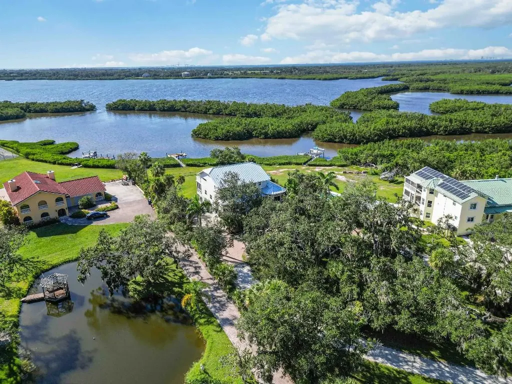 6511 Bayshore Road Palmetto FL 34221