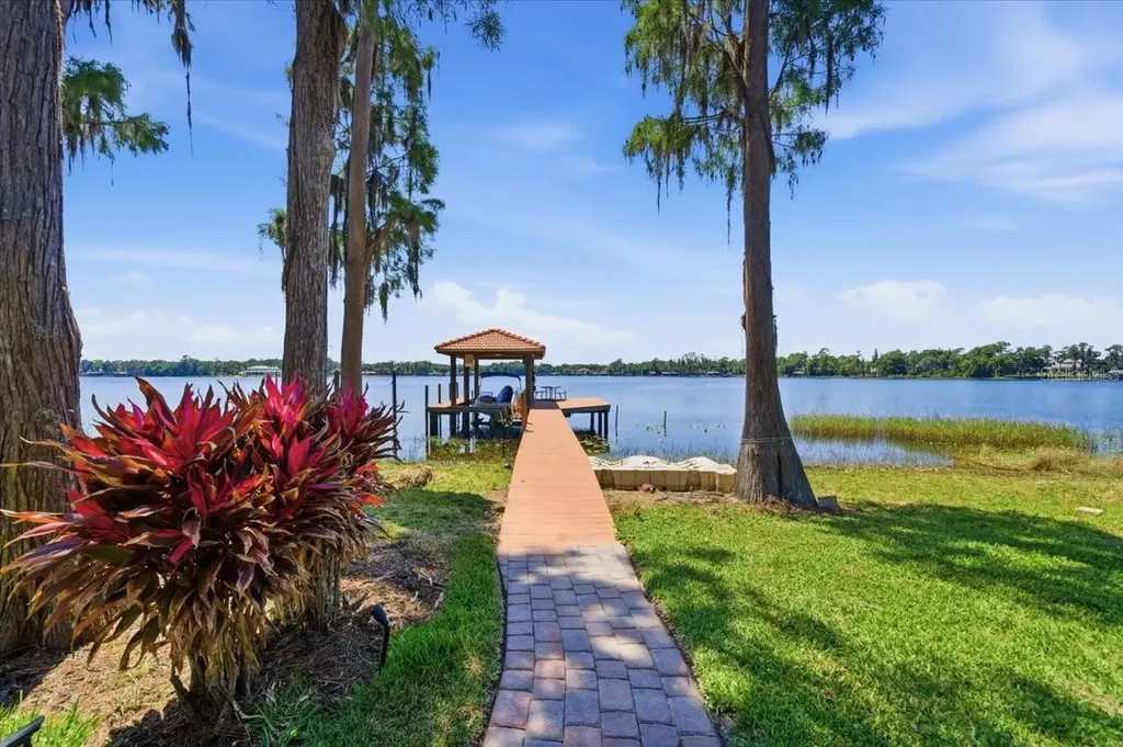 18258 Wayne Road Odessa FL 33556