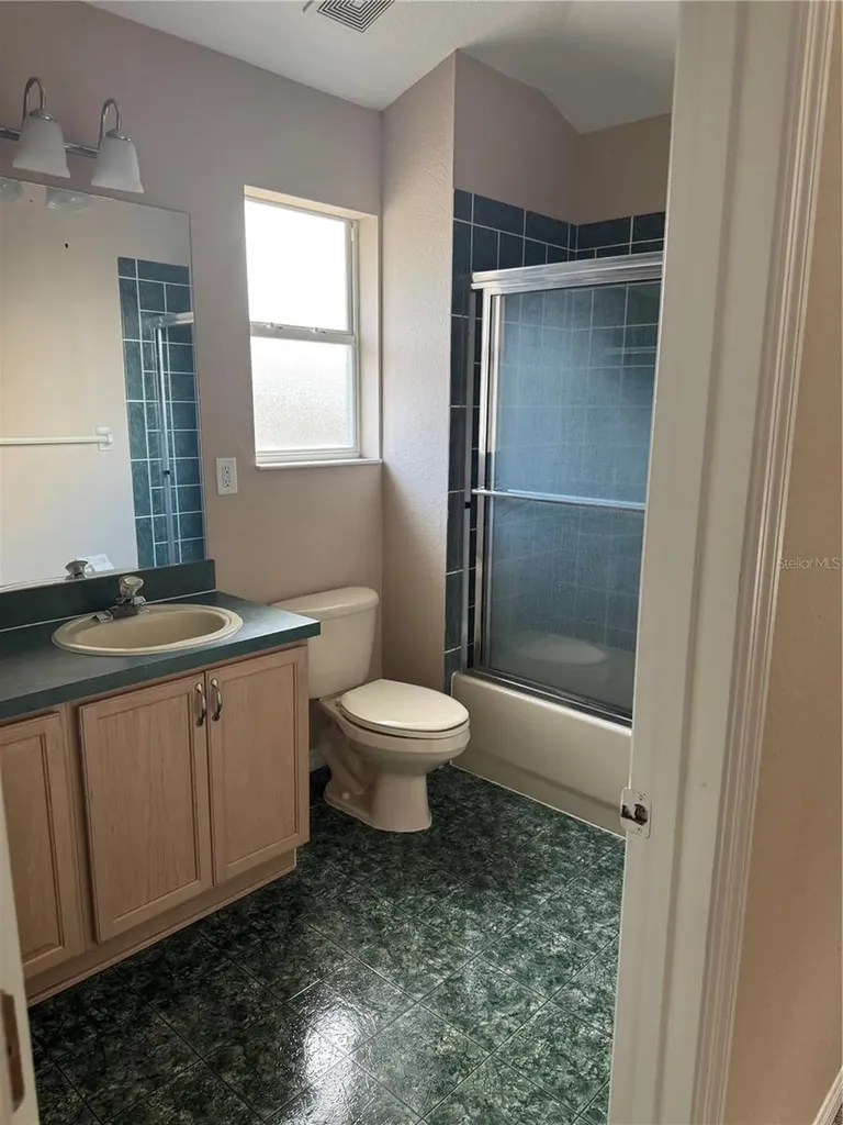 468 Pinewood Drive Davenport FL 33896