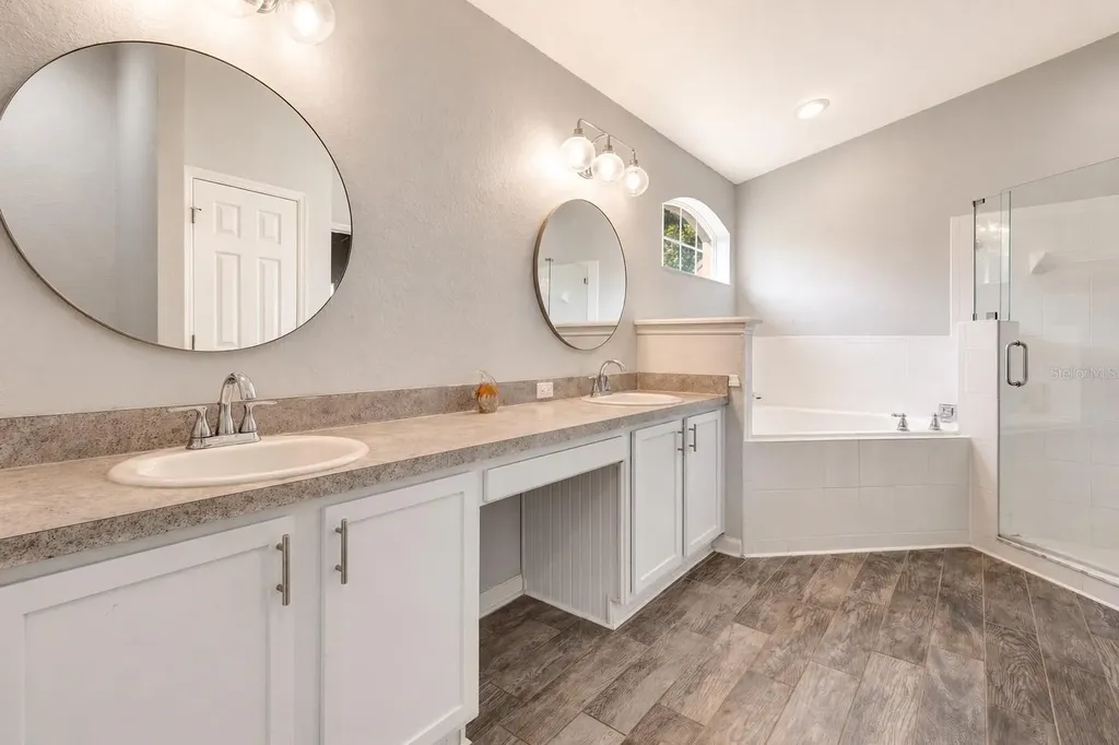 23905 Narrowleaf Court Leesburg FL 34748