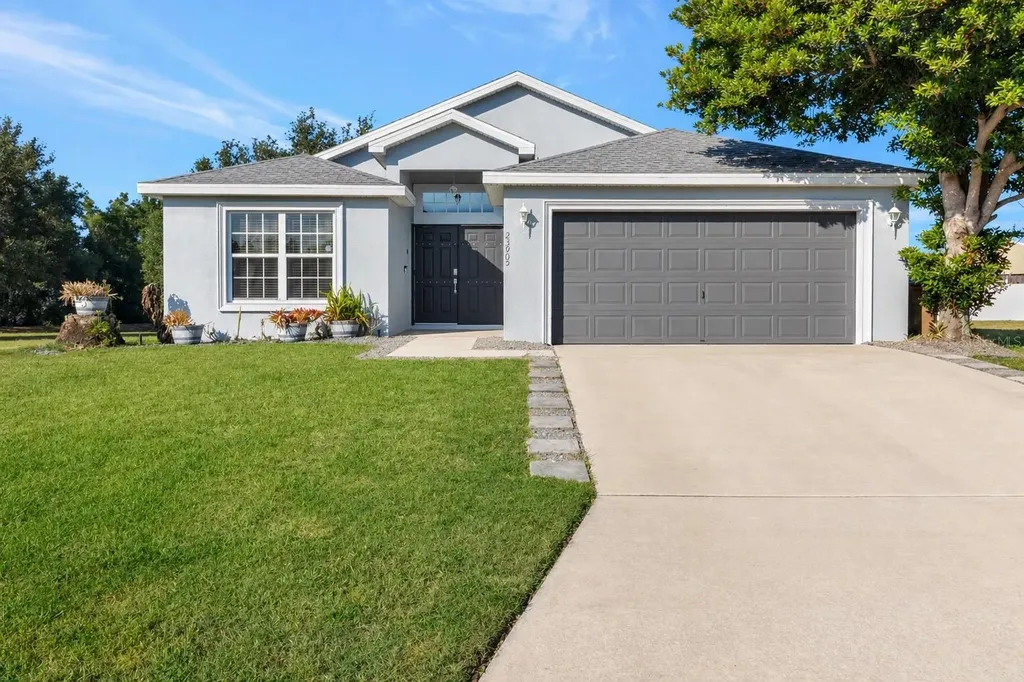23905 Narrowleaf Court Leesburg FL 34748