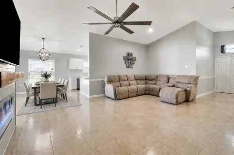 23905 Narrowleaf Court Leesburg FL 34748