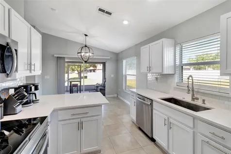 23905 Narrowleaf Court Leesburg FL 34748