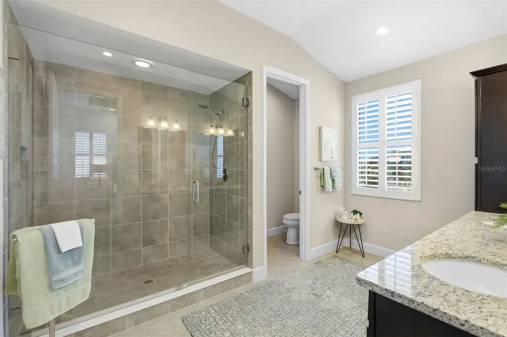 347 Compass Point Drive Bradenton FL 34209