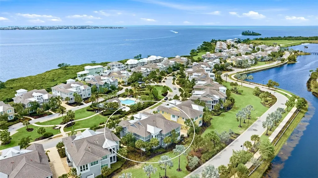 347 Compass Point Drive Bradenton FL 34209