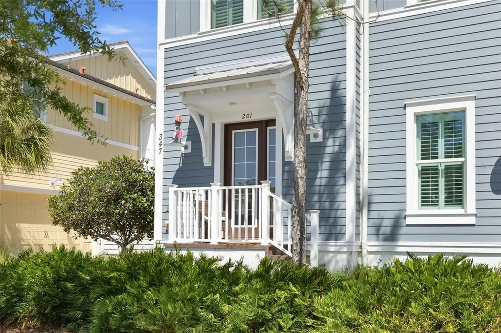 347 Compass Point Drive Bradenton FL 34209