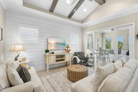 347 Compass Point Drive Bradenton FL 34209