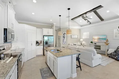 347 Compass Point Drive Bradenton FL 34209