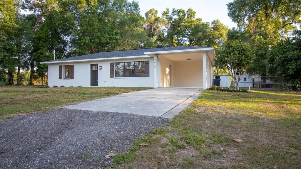 36351 Lake Pasadena Road Dade City FL 33525