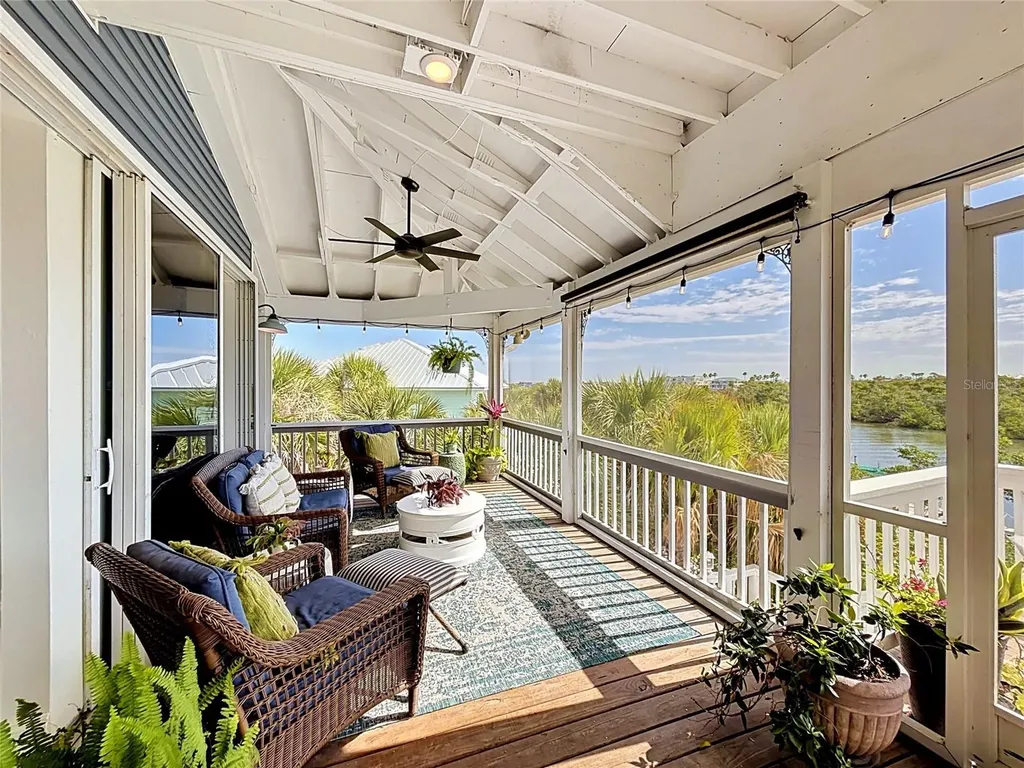 39 Bayshore Circle Placida FL 33946