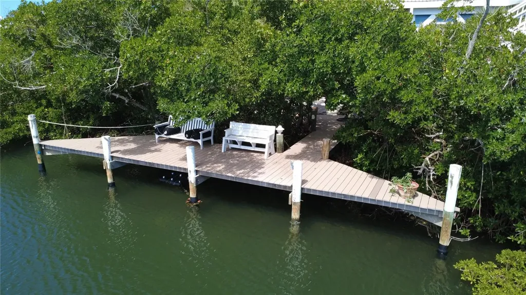 39 Bayshore Circle Placida FL 33946
