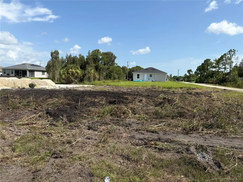 2619 26th Street W Lehigh Acres FL 33971