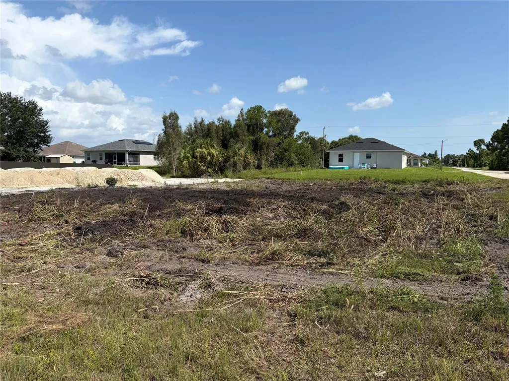 2619 26th Street W Lehigh Acres FL 33971