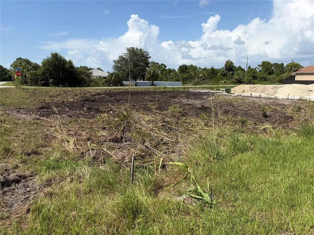 2619 26th Street W Lehigh Acres FL 33971