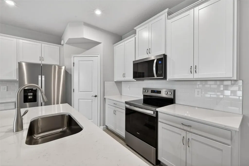 9179 Aurelia Avenue Parrish FL 34219