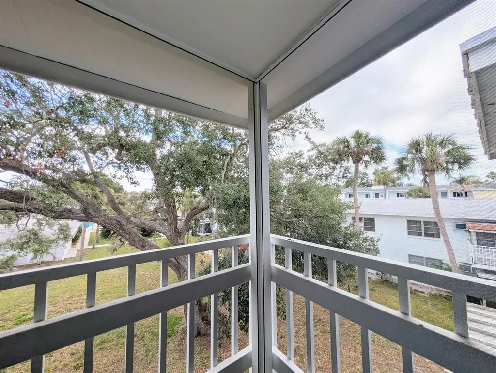 5949 Easy Street Bradenton FL 34207