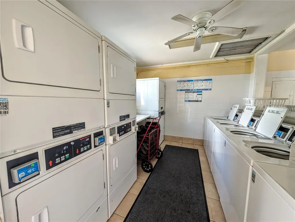 5949 Easy Street Bradenton FL 34207