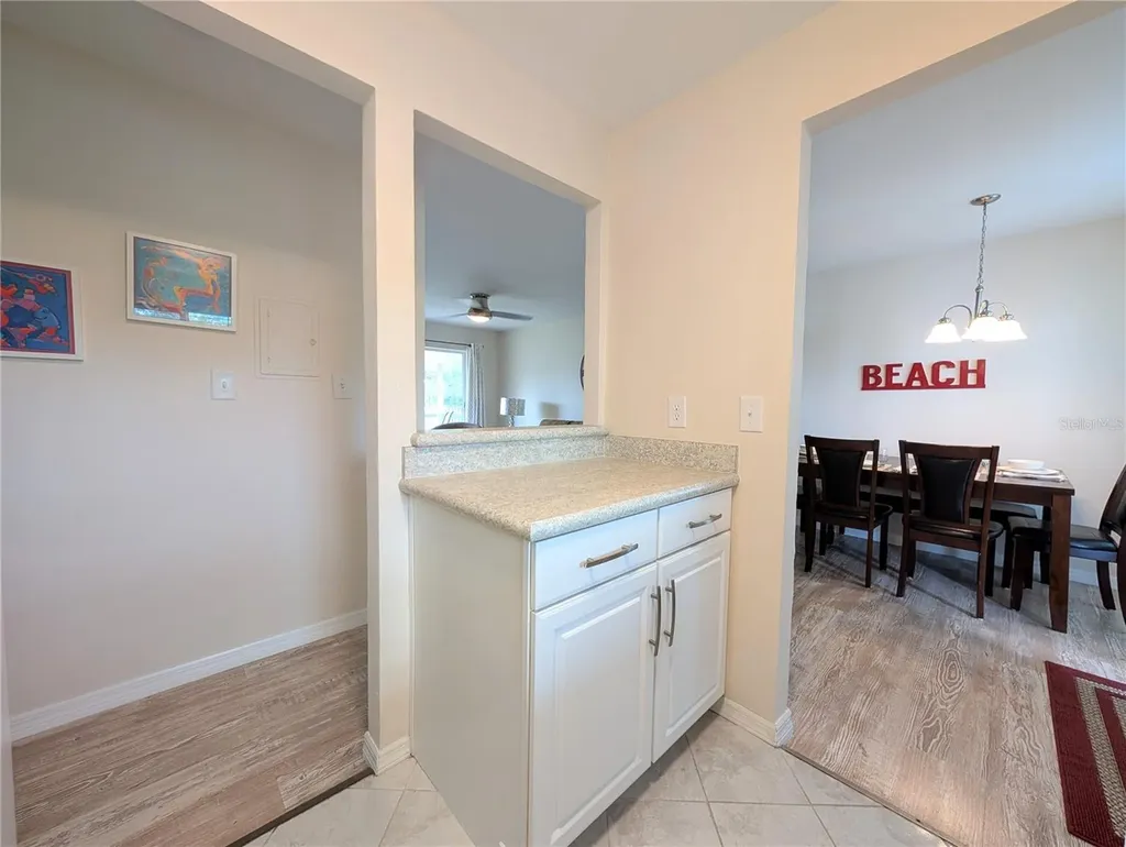 5949 Easy Street Bradenton FL 34207