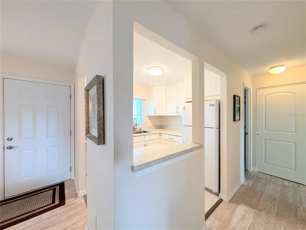 5949 Easy Street Bradenton FL 34207