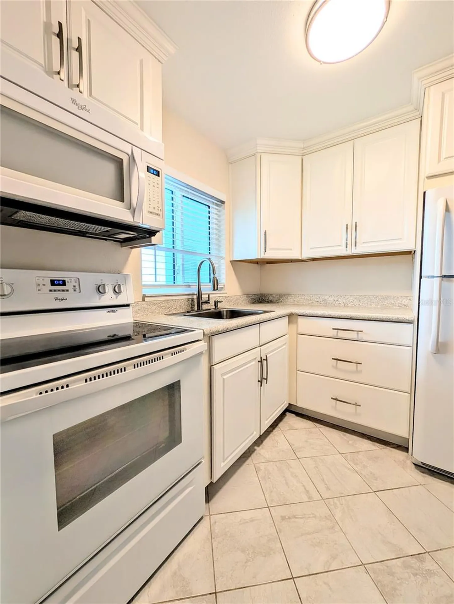 5949 Easy Street Bradenton FL 34207
