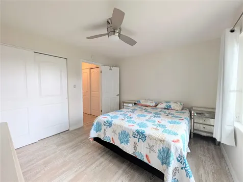 5949 Easy Street Bradenton FL 34207