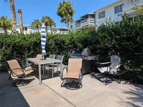 5949 Easy Street Bradenton FL 34207