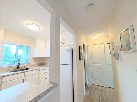 5949 Easy Street Bradenton FL 34207