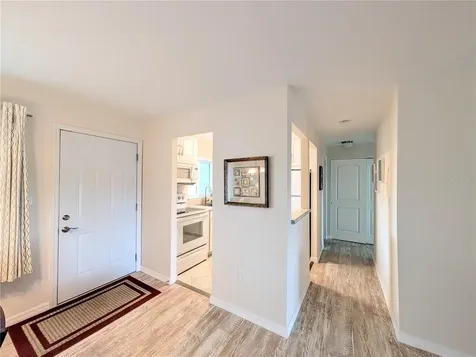 5949 Easy Street Bradenton FL 34207