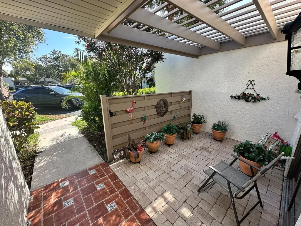 567 Lakeside Drive Bradenton FL 34210