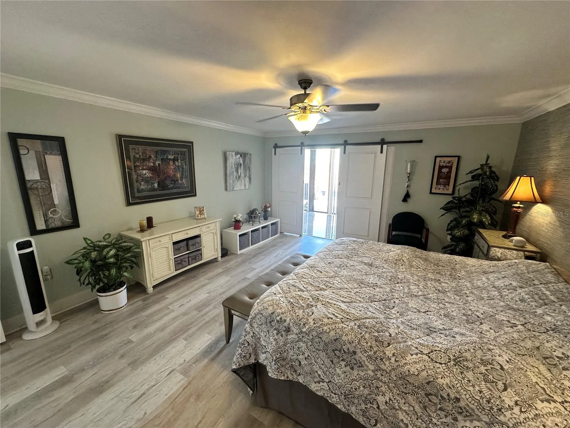 567 Lakeside Drive Bradenton FL 34210