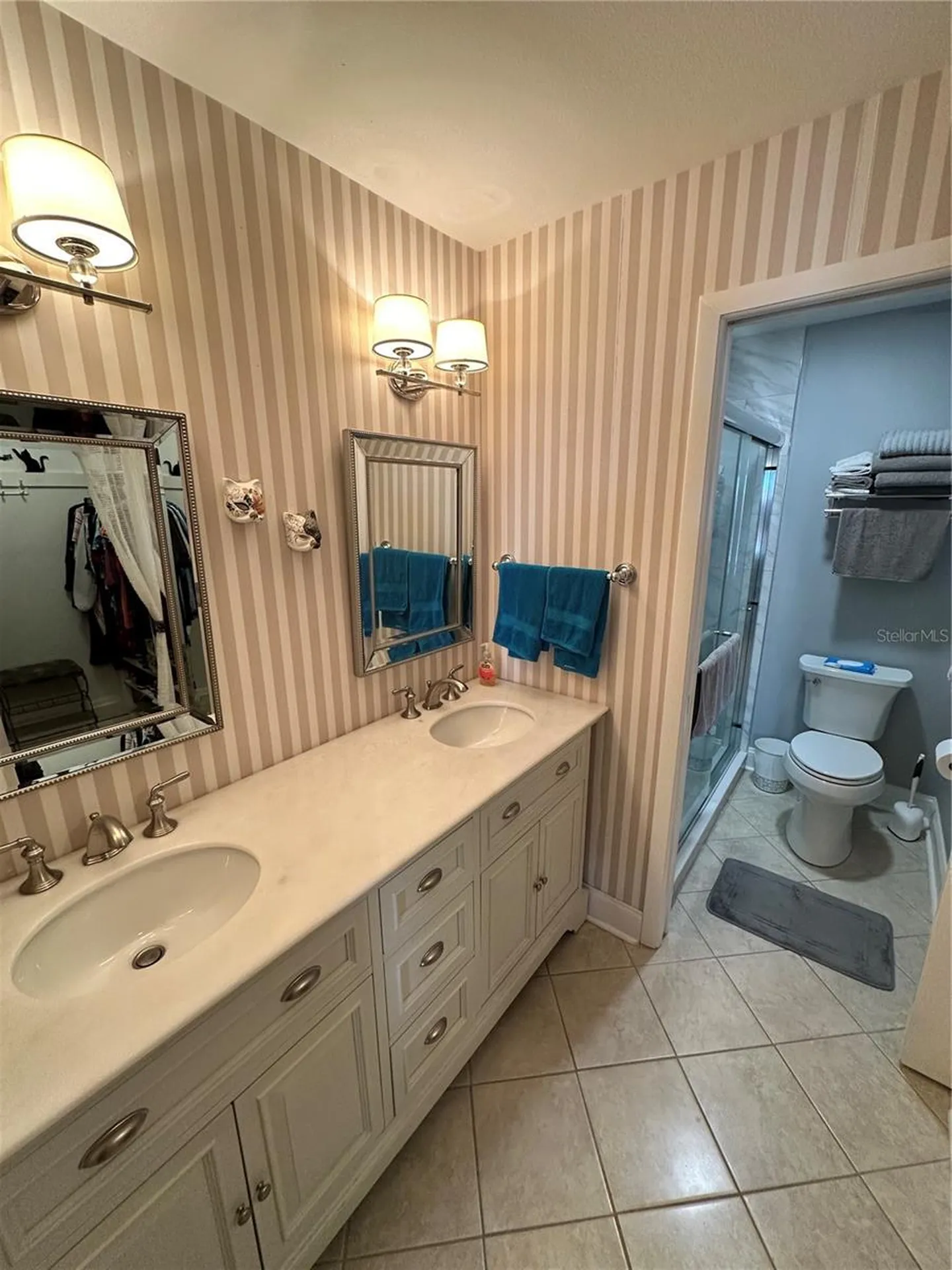 567 Lakeside Drive Bradenton FL 34210