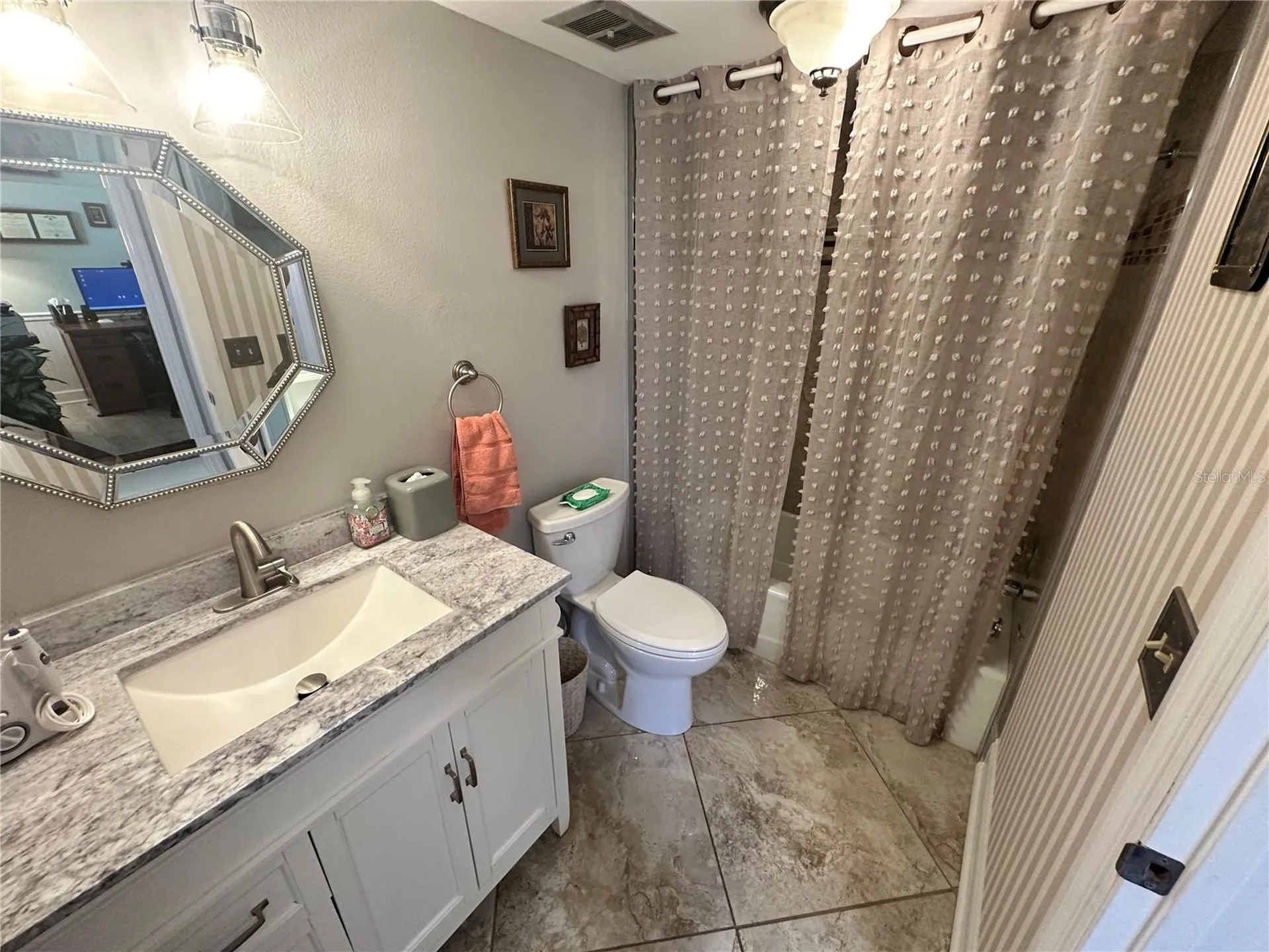 567 Lakeside Drive Bradenton FL 34210