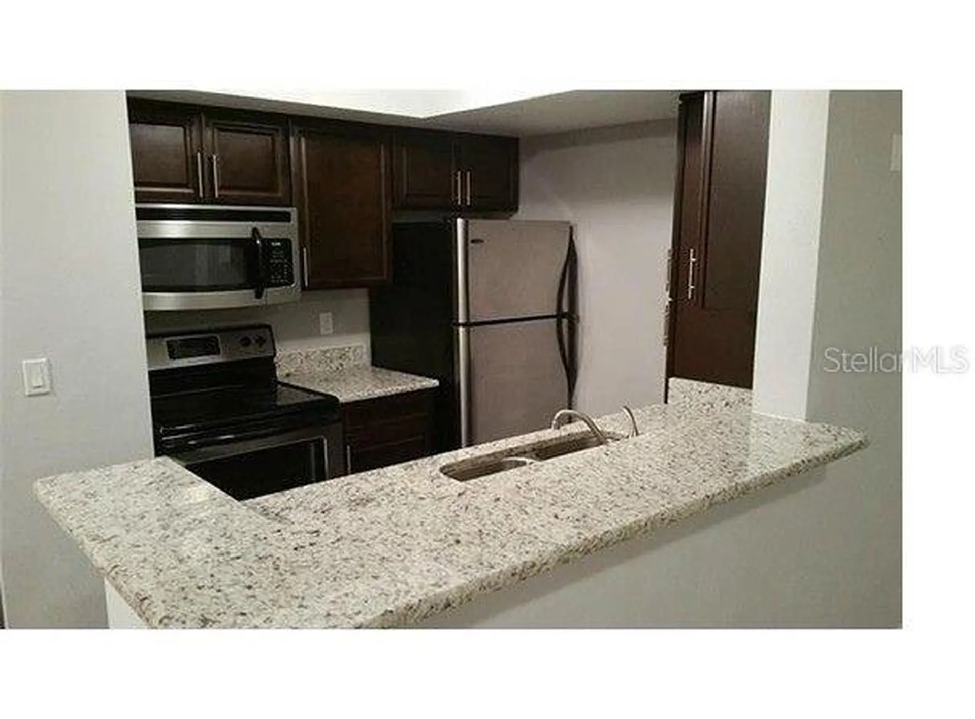 445 Fountainhead Circle Kissimmee FL 34741