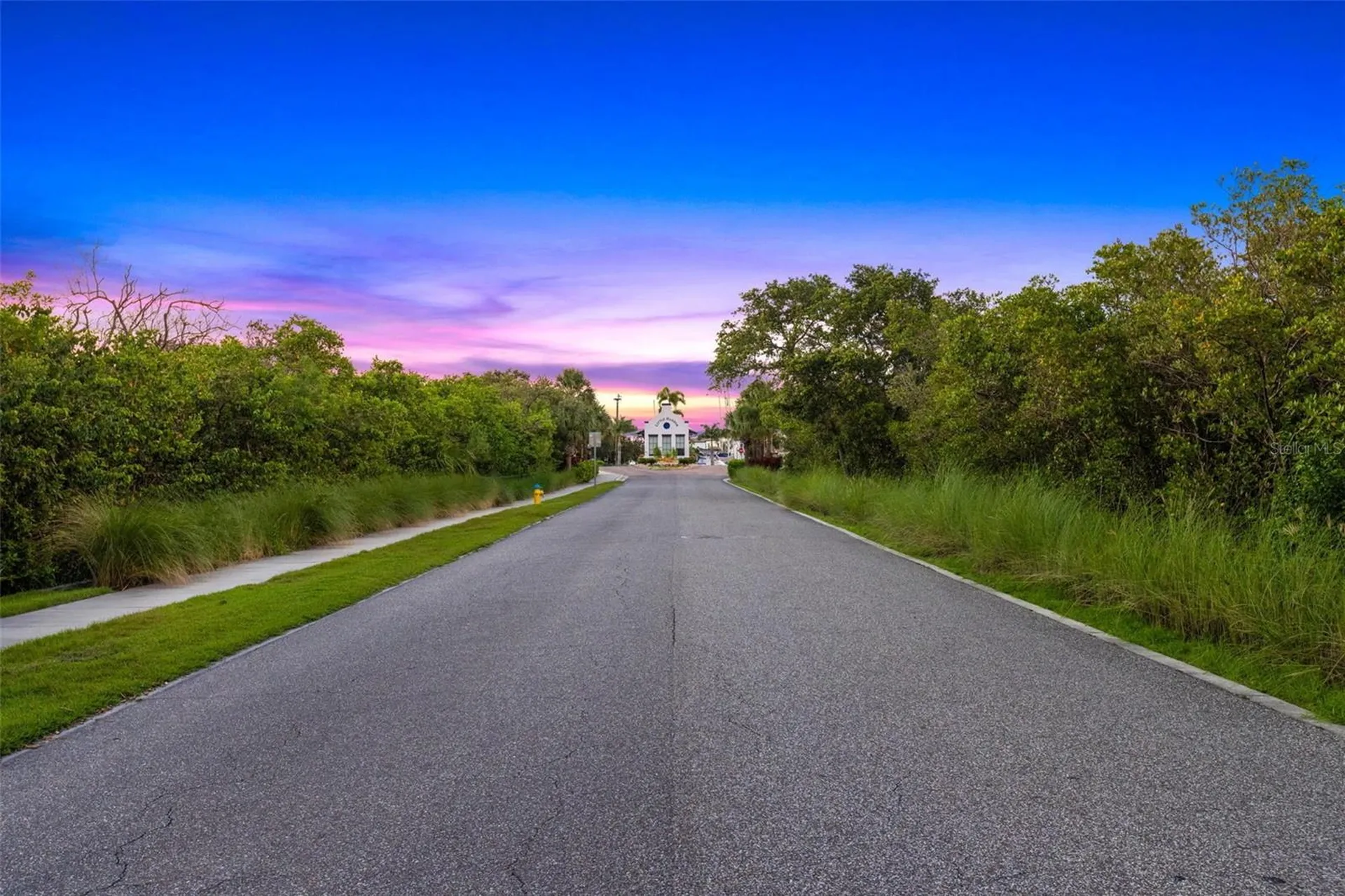 919 Seagrape Drive Ruskin FL 33570