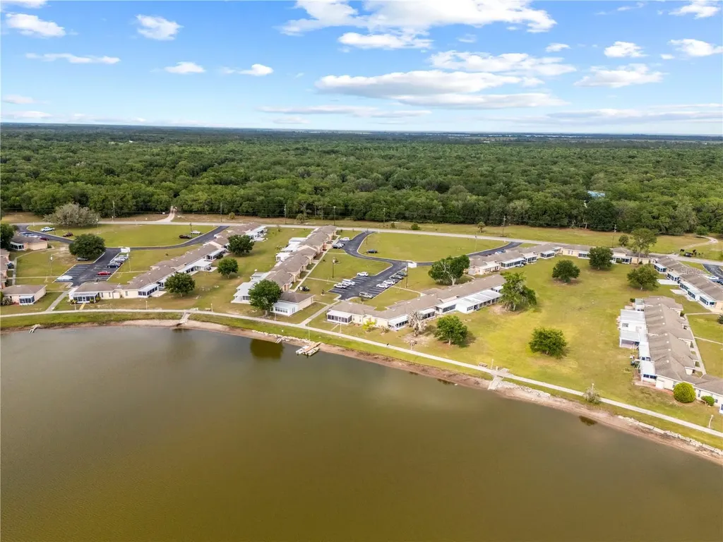 4209 Club Circle Lakeshore FL 33854