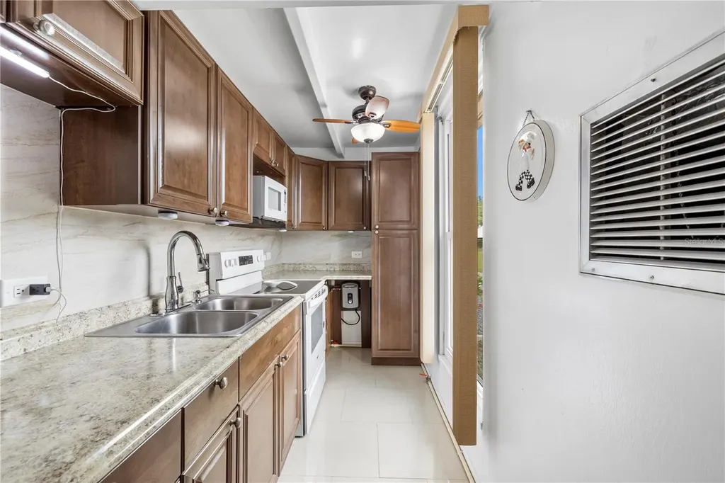 4209 Club Circle Lakeshore FL 33854