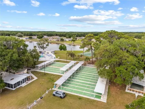 4209 Club Circle Lakeshore FL 33854