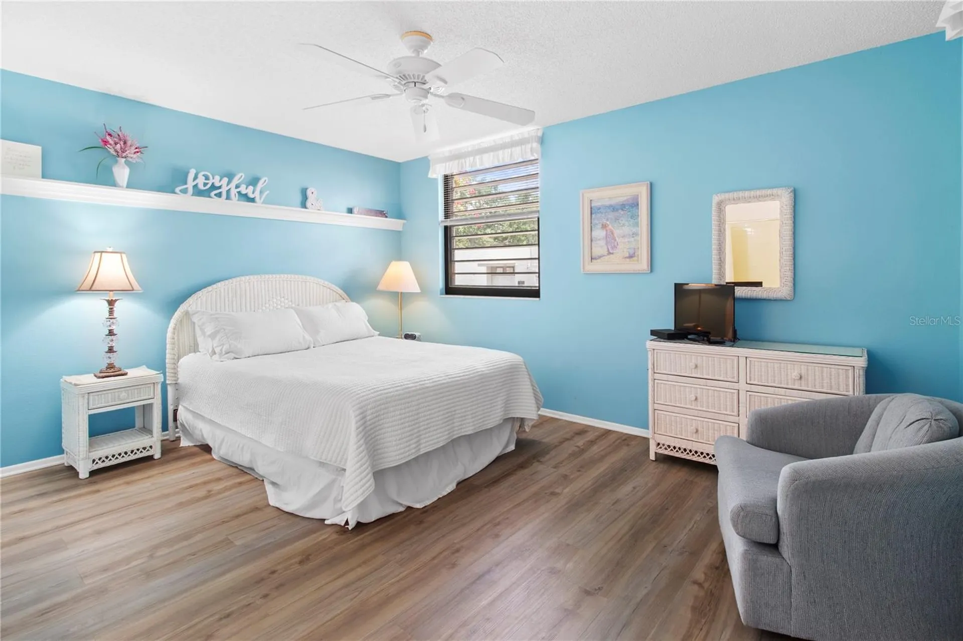 220 Lakewood Drive Bradenton FL 34210