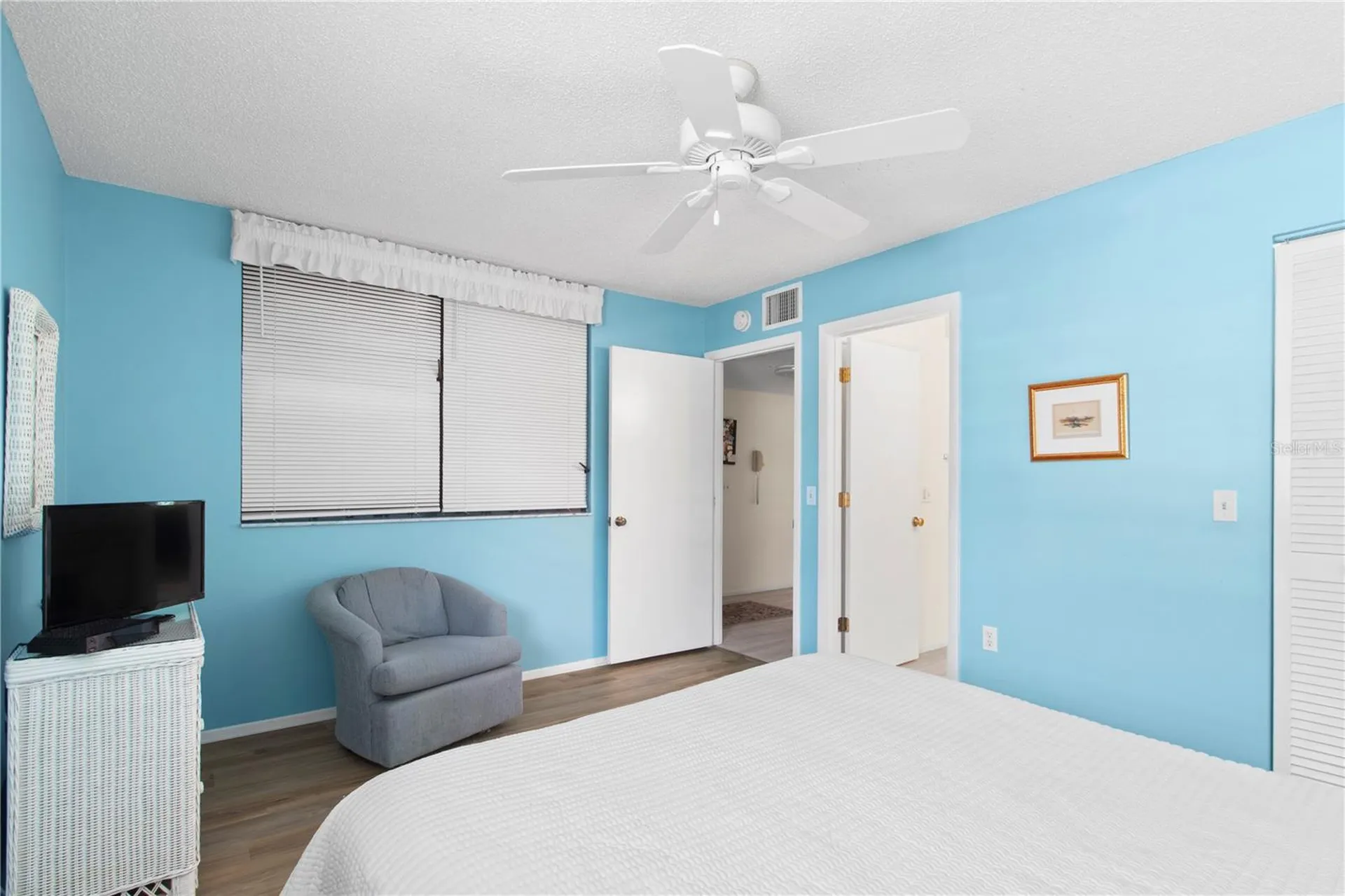 220 Lakewood Drive Bradenton FL 34210