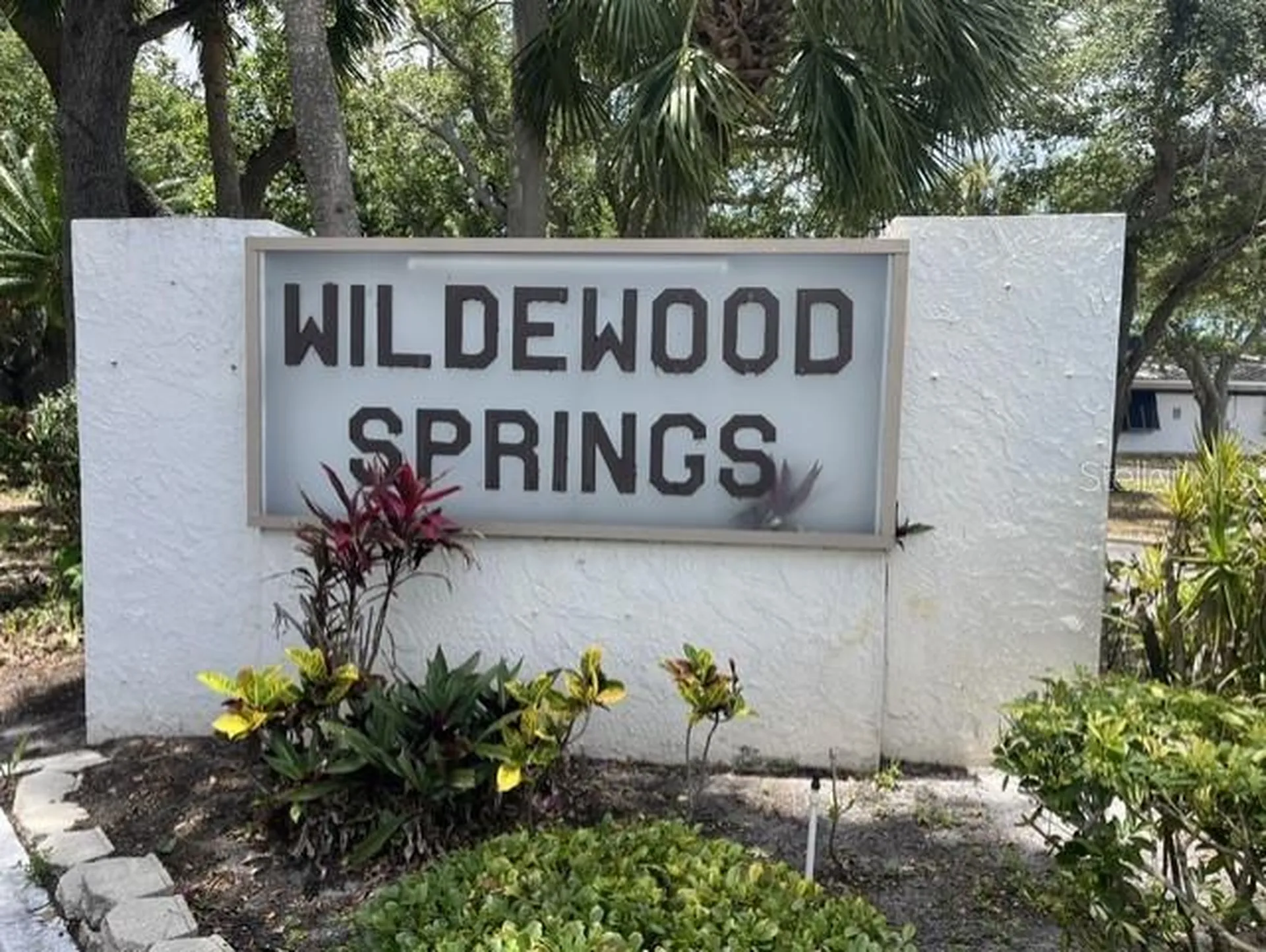 220 Lakewood Drive Bradenton FL 34210